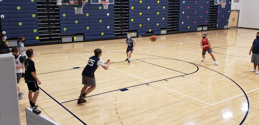 SP boys basketball practice 2.jpg